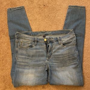 Universal Thread Acid Washed Jeans